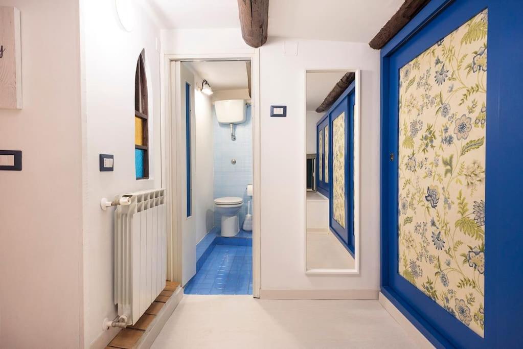 La Casetta Sui Gradoni, Nel Cuore Del Centro Neapel Exterior foto